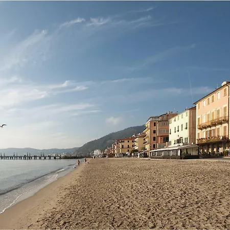 0-bedroom Holiday In Imperia Gorleri