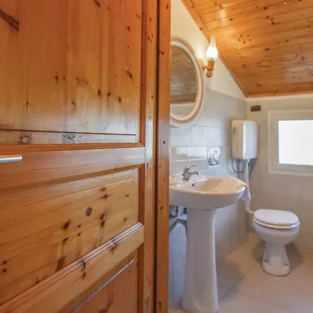0-bedroom Holiday In Imperia בית נופש *